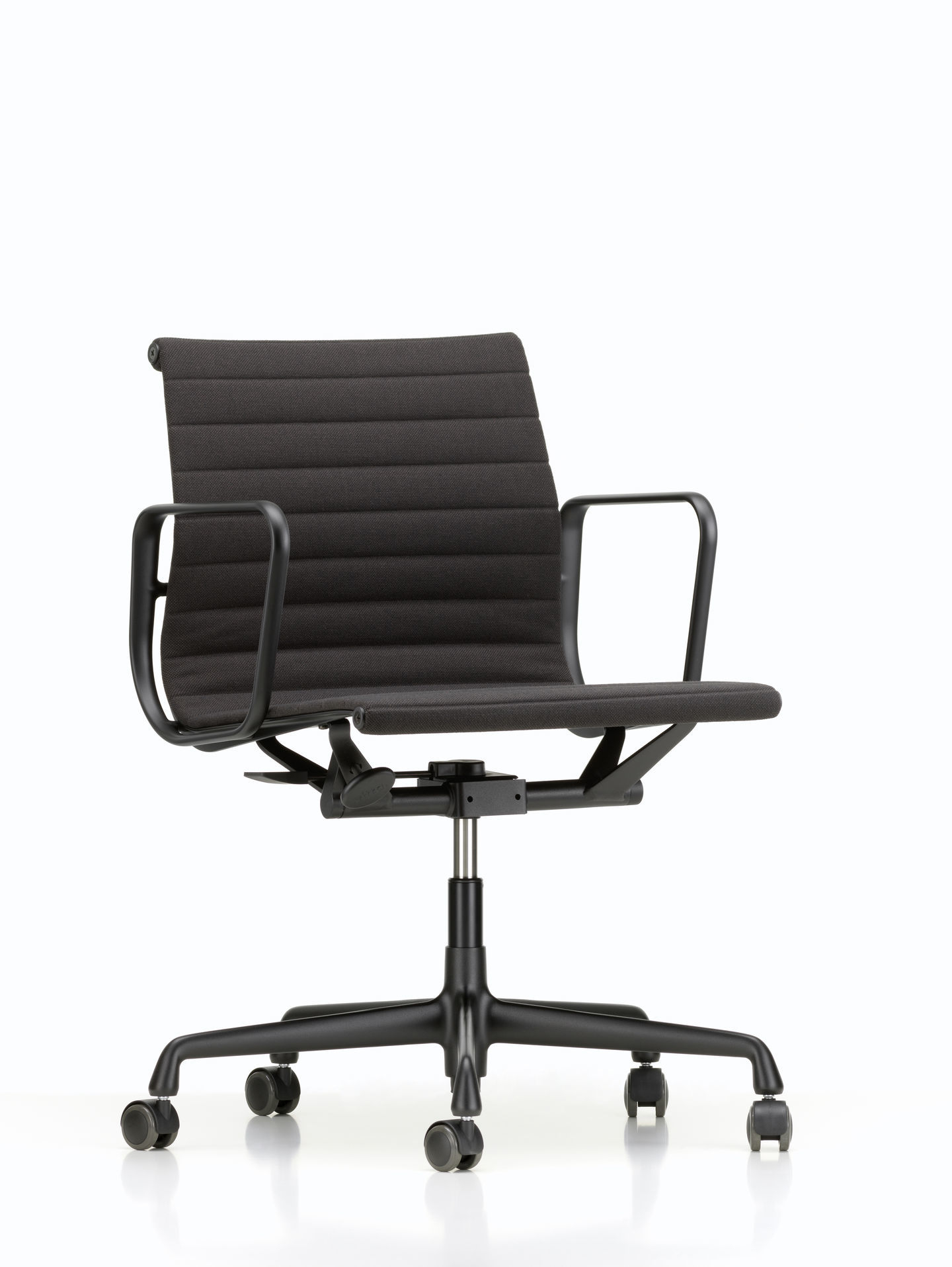 Aluminum Chair EA 117 EA117 Chair Vitra